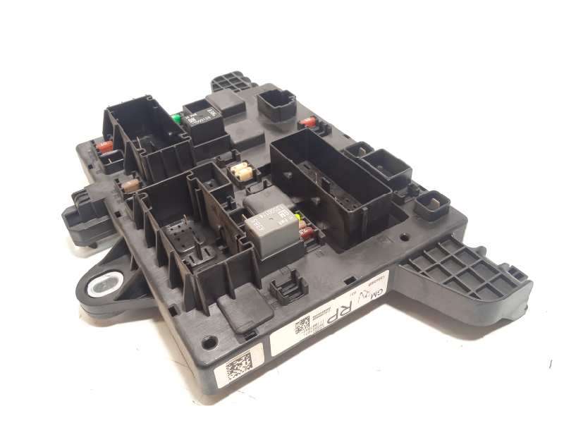 Recambio de caja reles / fusibles para opel astra j lim. 1.3 16v cdti referencia OEM IAM 13343950  365927271 - Blanco 4