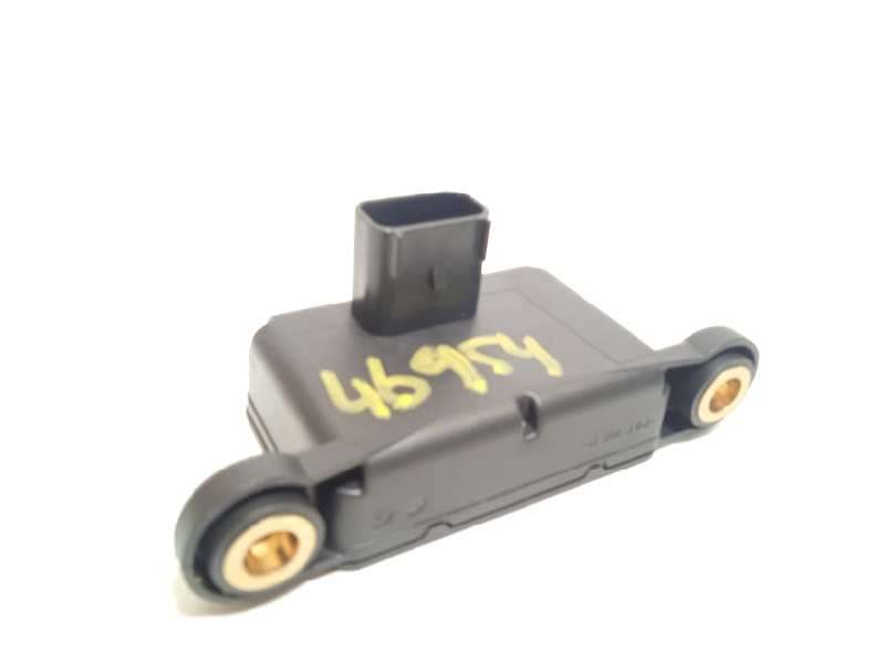 Recambio de centralita esp para opel astra j lim. 1.3 16v cdti referencia OEM IAM 13505725 - Blanco 2
