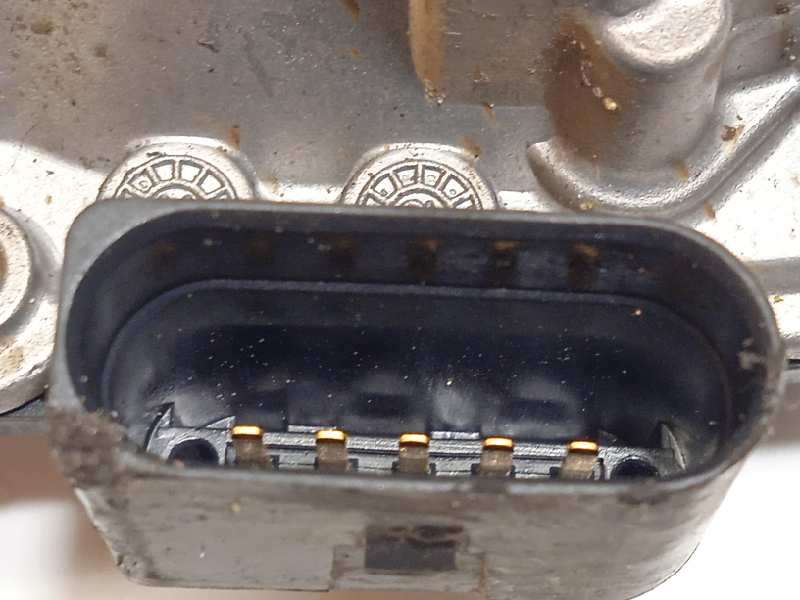 Recambio de valvula egr para volkswagen golf vii lim. advance bluemotion referencia OEM IAM 5Q0253691H - Blanco 4