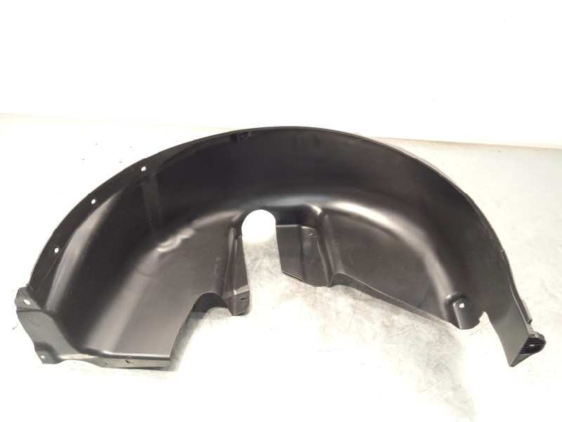 PASO DE RUEDA TRASERO DERECHO 2GM810972E 