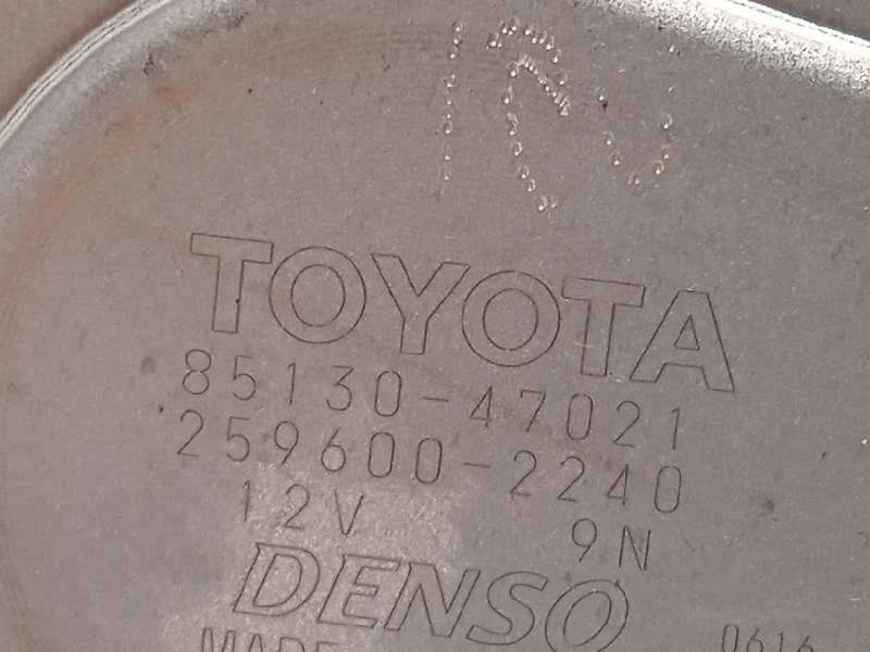Recambio de motor limpia trasero para toyota prius (nhw30) plug-in hybrid advance referencia OEM IAM 8513047021  2596002240 - Blanco 4