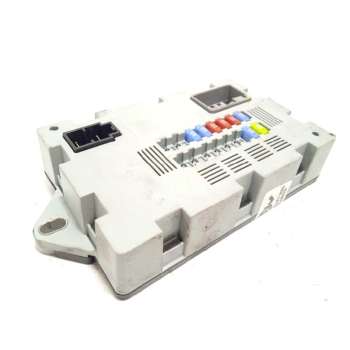 CAJA RELES / FUSIBLES CPLA14Q073AA LR041091 