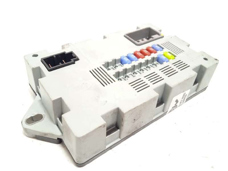 CAJA RELES / FUSIBLES CPLA14Q073AA LR041091 