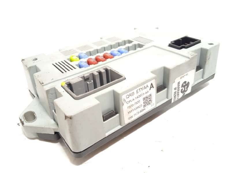 Recambio de caja reles / fusibles para land rover evoque 2.0 td4 cat referencia OEM IAM CPLA14Q073AA LR041091 2