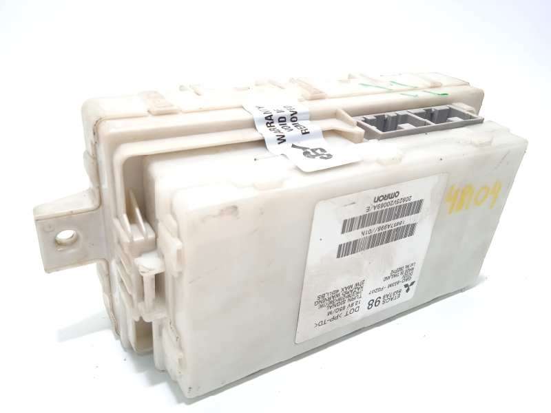 Recambio de caja reles / fusibles para mitsubishi space star (a00) motion referencia OEM IAM 8637A998 - Blanco 3