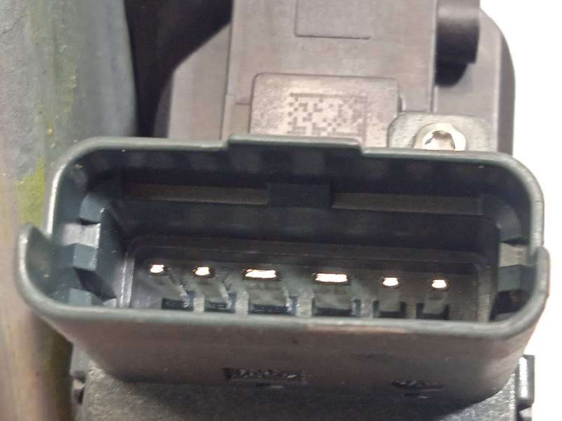 Recambio de elevalunas trasero derecho para renault megane iv grandtour 1.2 tce energy referencia OEM IAM 402779C - Rojo 3