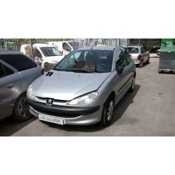 PEUGEOT 206 BERLINA