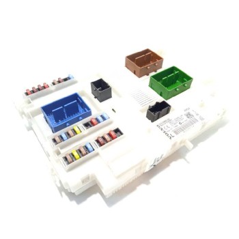 CAJA RELES / FUSIBLES 31412969 31412969AA