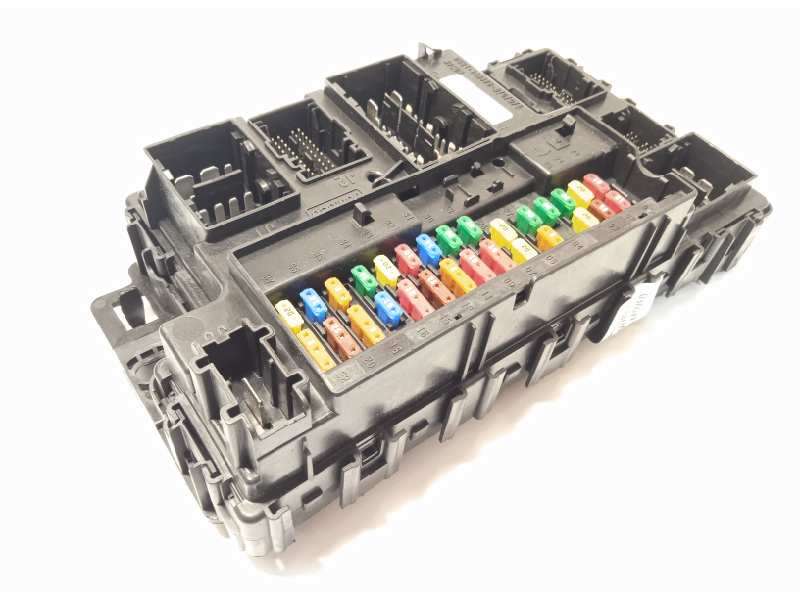 Recambio de caja reles / fusibles para ford mondeo lim. 2.0 tdci cat referencia OEM IAM GU5T15604BFD 2038397 A2C7537380350 2