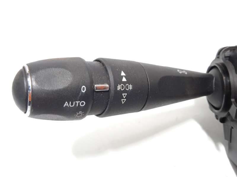 Recambio de mando intermitentes para citroën c4 lim. feel edition referencia OEM IAM 98000242ZD - Blanco 3