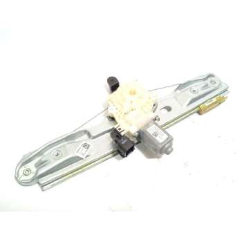 ELEVALUNAS TRASERO DERECHO BM51A27000BE 