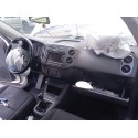 VOLKSWAGEN TIGUAN (5N_)