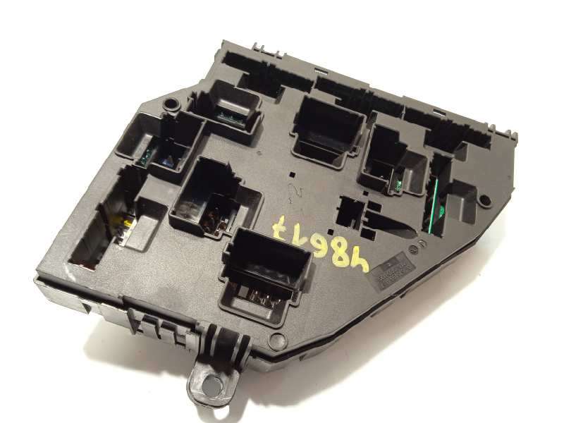 Recambio de caja reles / fusibles para bmw serie 5 lim. (f10) 530d xdrive referencia OEM IAM 9264923  61149264923 - Azul 3