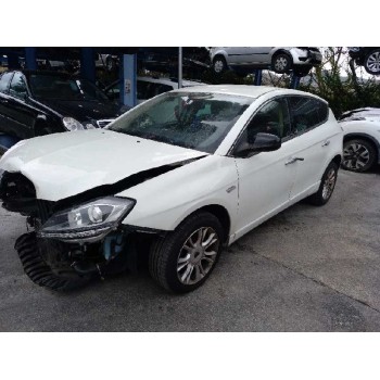 lancia delta (181) del año 2015