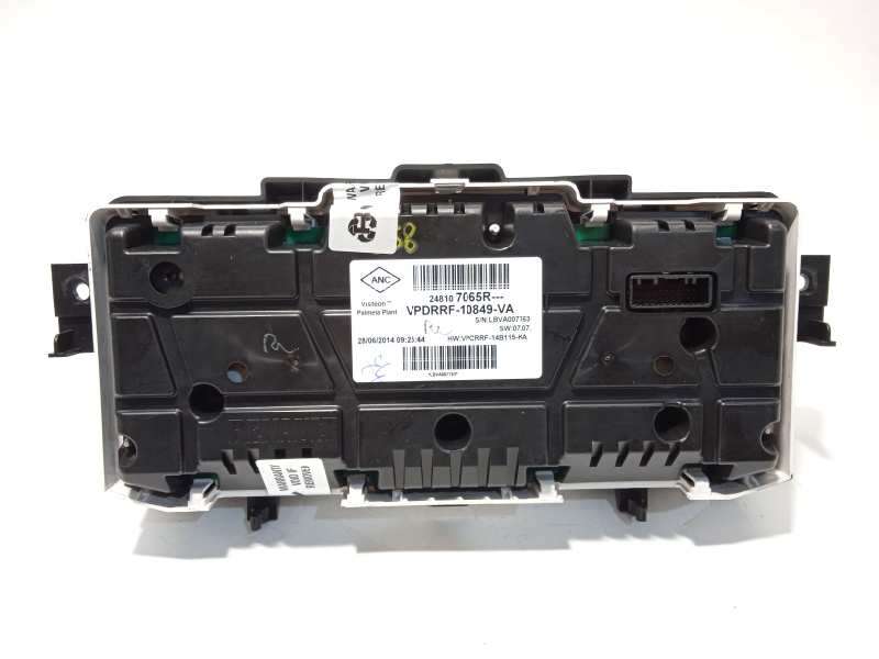 Recambio de cuadro instrumentos para renault captur 1.5 dci diesel fap energy referencia OEM IAM 248107065R 5