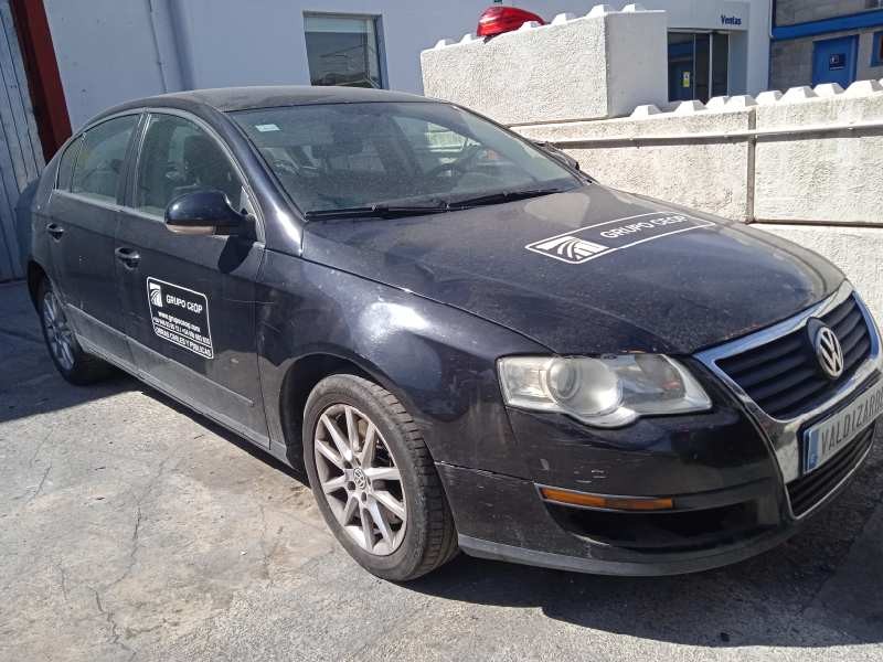 VOLKSWAGEN PASSAT BERLINA (3C2)