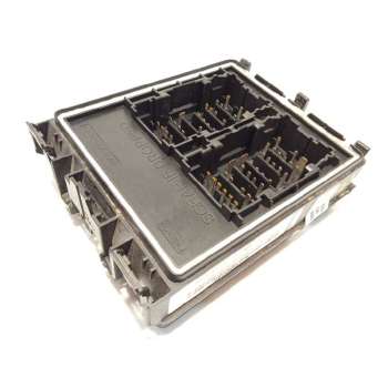 CAJA RELES / FUSIBLES KT1T14D068DB 2433349 