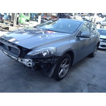 volvo v40 del año 2016