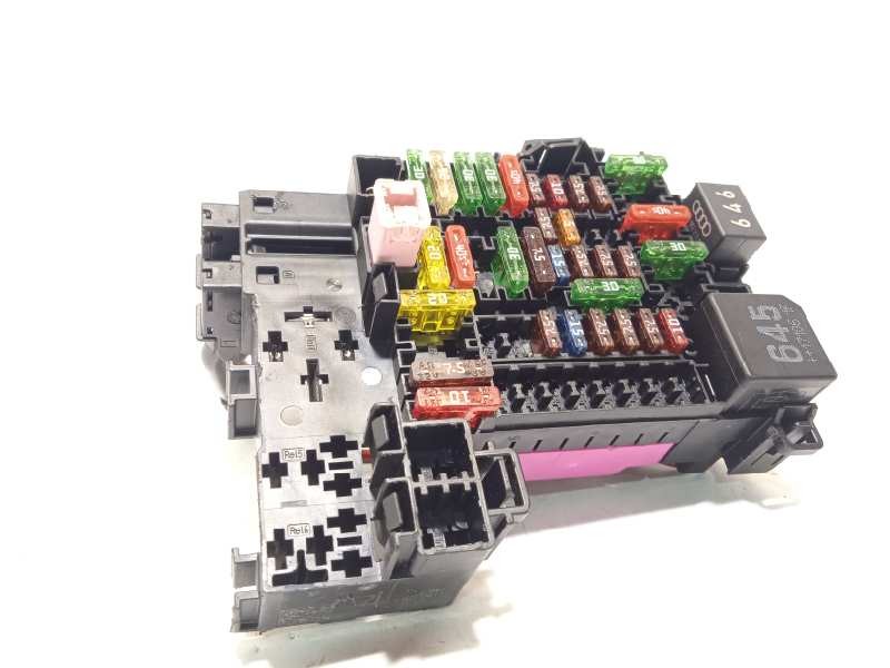 CAJA RELES / FUSIBLES 2Q0937615A 