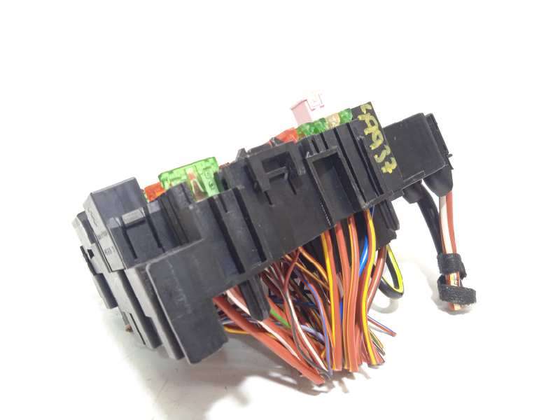 Recambio de caja reles / fusibles para volkswagen polo 1.0 tsi referencia OEM IAM 2Q0937615A - Gris 2