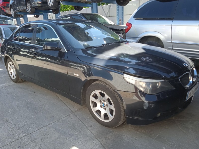 BMW 5 (E60)