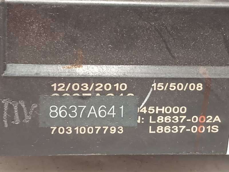 Recambio de caja reles / fusibles para mitsubishi asx (ga0w) 1.8 di-d cat referencia OEM IAM 8637A641 - Blanco 4