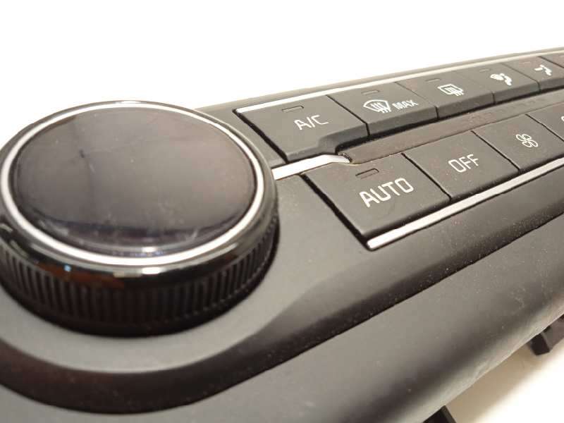 Recambio de mando climatizador para kia ceed 1.4 tgdi cat referencia OEM IAM 97250J7202 97250J7202WK - Gris 4