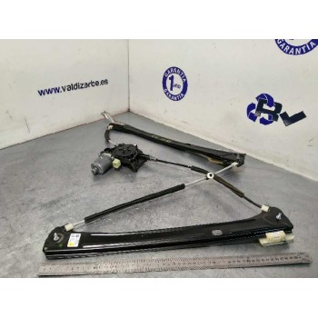 ELEVALUNAS DELANTERO DERECHO 5NA837462 5Q0959801C