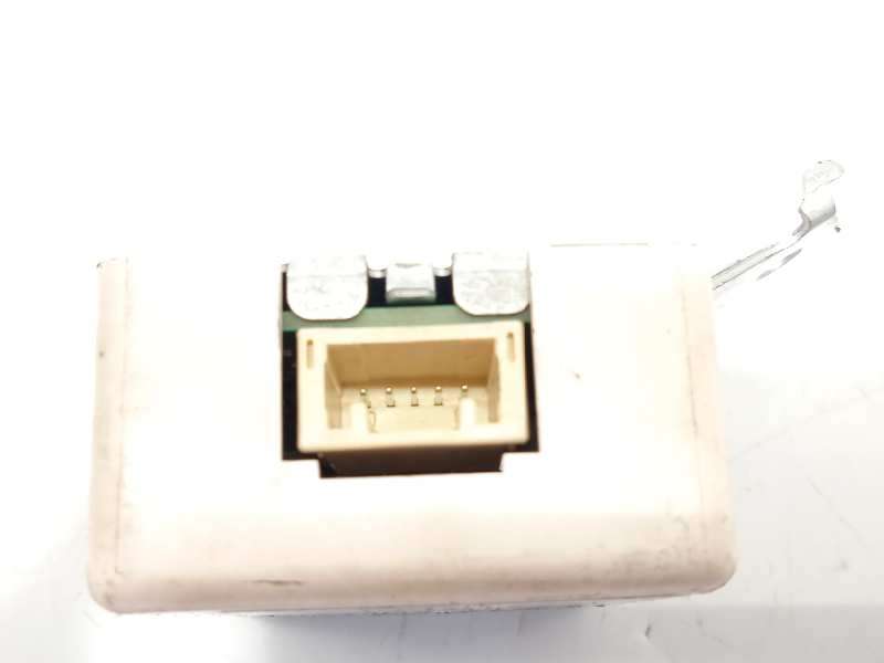 Recambio de modulo electronico para toyota yaris 1.5 16v cat referencia OEM IAM 897410D450 4