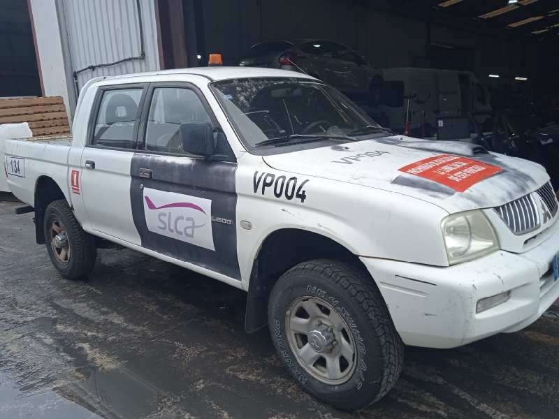 MITSUBISHI L 200 (K6/7)