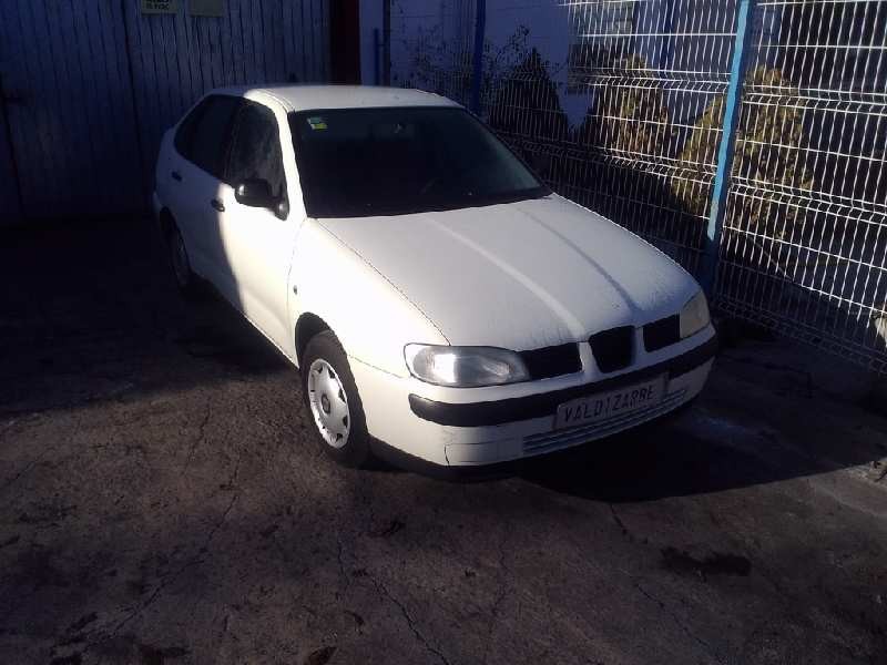 SEAT CORDOBA BERLINA (6K2)