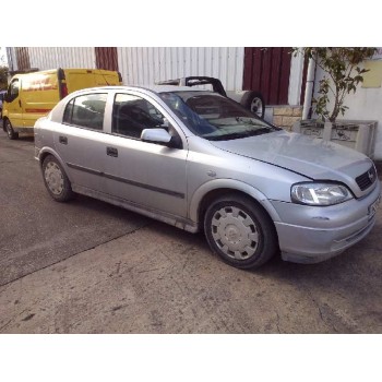 opel astra g berlina del año 2002