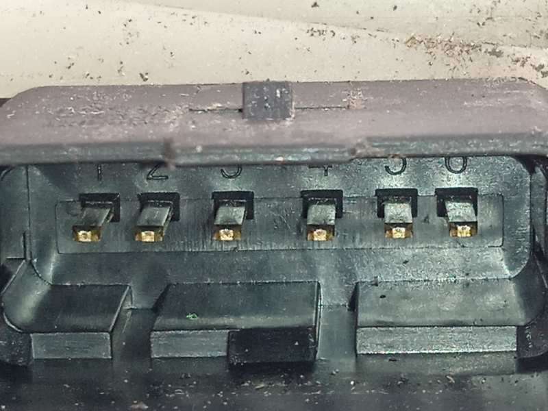 Recambio de cerradura puerta trasera derecha para citroën c4 lim. collection referencia OEM IAM 9685352080 9138AH - Blanco 4