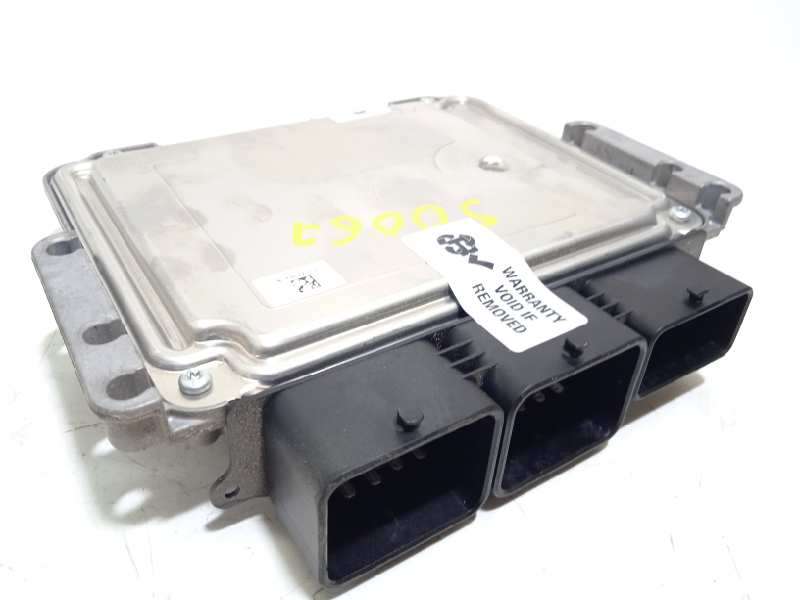 Recambio de centralita motor uce para citroën c4 lim. collection referencia OEM IAM 9677031180 9666729580 0281017862 - Blanco 3