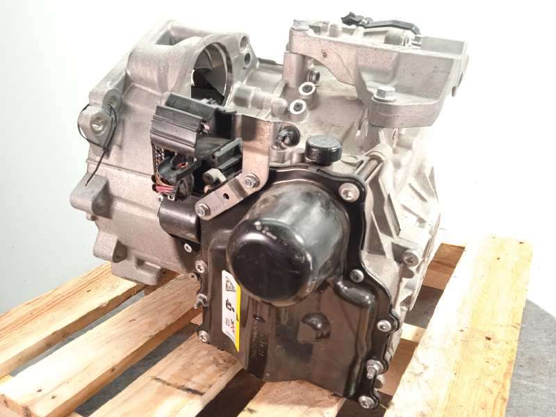 Recambio de caja cambios para seat arona fr referencia OEM IAM URG 0CW30002000E FD7W009 5