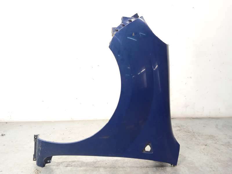 ALETA DELANTERA IZQUIERDA 631011587R 