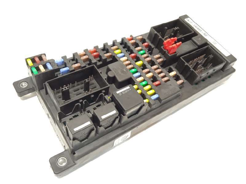 CAJA RELES / FUSIBLES FK7214F041AD LR078822 