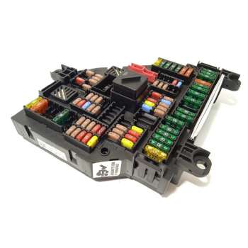 CAJA RELES / FUSIBLES 9210857 61149210857