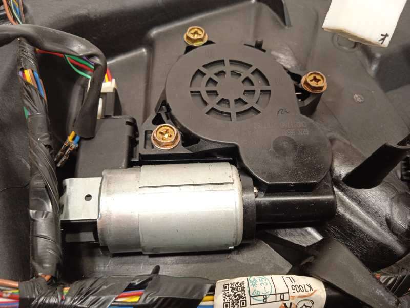 Recambio de elevalunas delantero derecho para mazda 6 berlina (gg) referencia OEM IAM GP9B5897X  G22C5858X - Negro 2