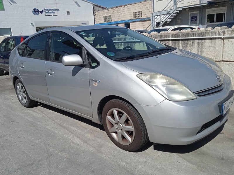 TOYOTA PRIUS LIFTBACK (_W2_)