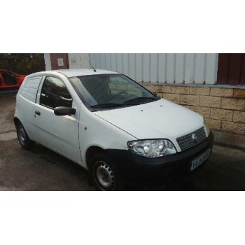 FIAT PUNTO BERLINA (188)