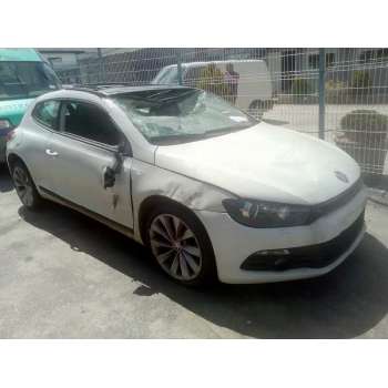 VOLKSWAGEN SCIROCCO (137)