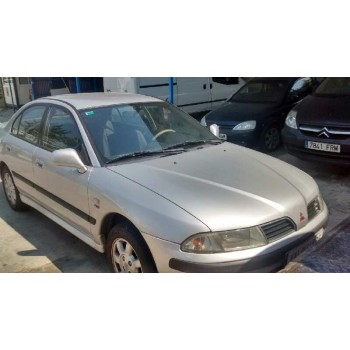 mitsubishi carisma berlina 4 (da0) del año 2000