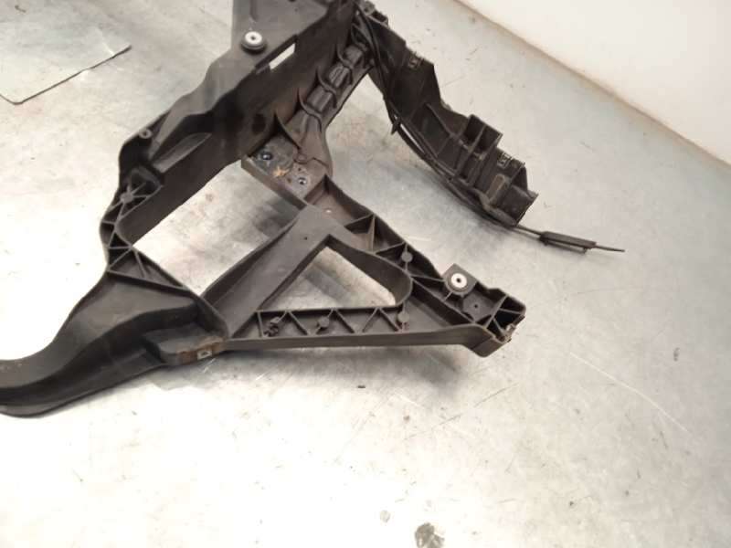 Recambio de panel frontal para bmw x3 (e83) 2.0d referencia OEM IAM 51643419945 - Gris 3