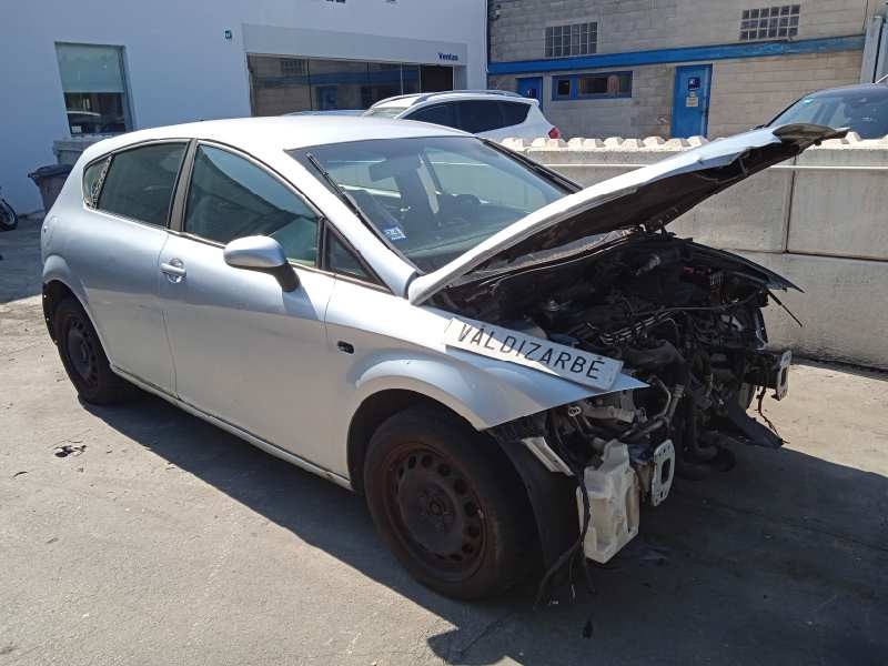 SEAT LEON (1P1)