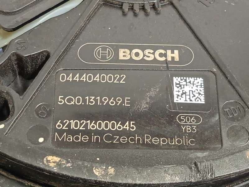 Recambio de deposito aditivo fap adblue para skoda kodiaq 2.0 tdi referencia OEM IAM 5QF131877N  5Q0131969E - Gris 4
