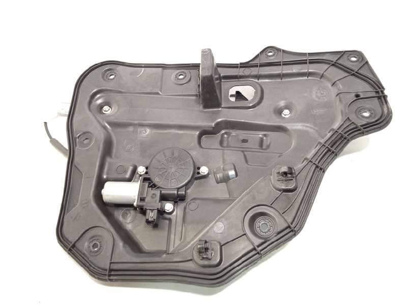 ELEVALUNAS TRASERO DERECHO KD537297X D6515858X