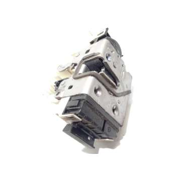 CERRADURA PUERTA DELANTERA IZQUIERDA A1667200135 
