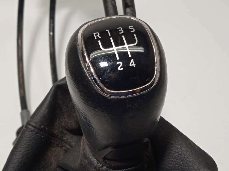 Recambio de palanca cambio para skoda rapid 1.2 tsi referencia OEM IAM 6RA711049C - Blanco 3
