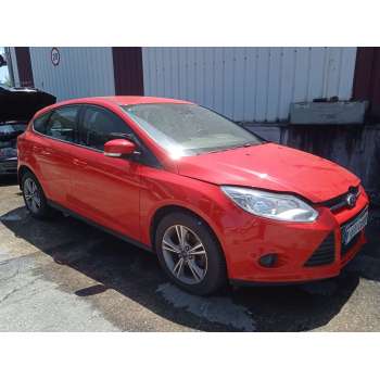 FORD FOCUS III SEDÁN